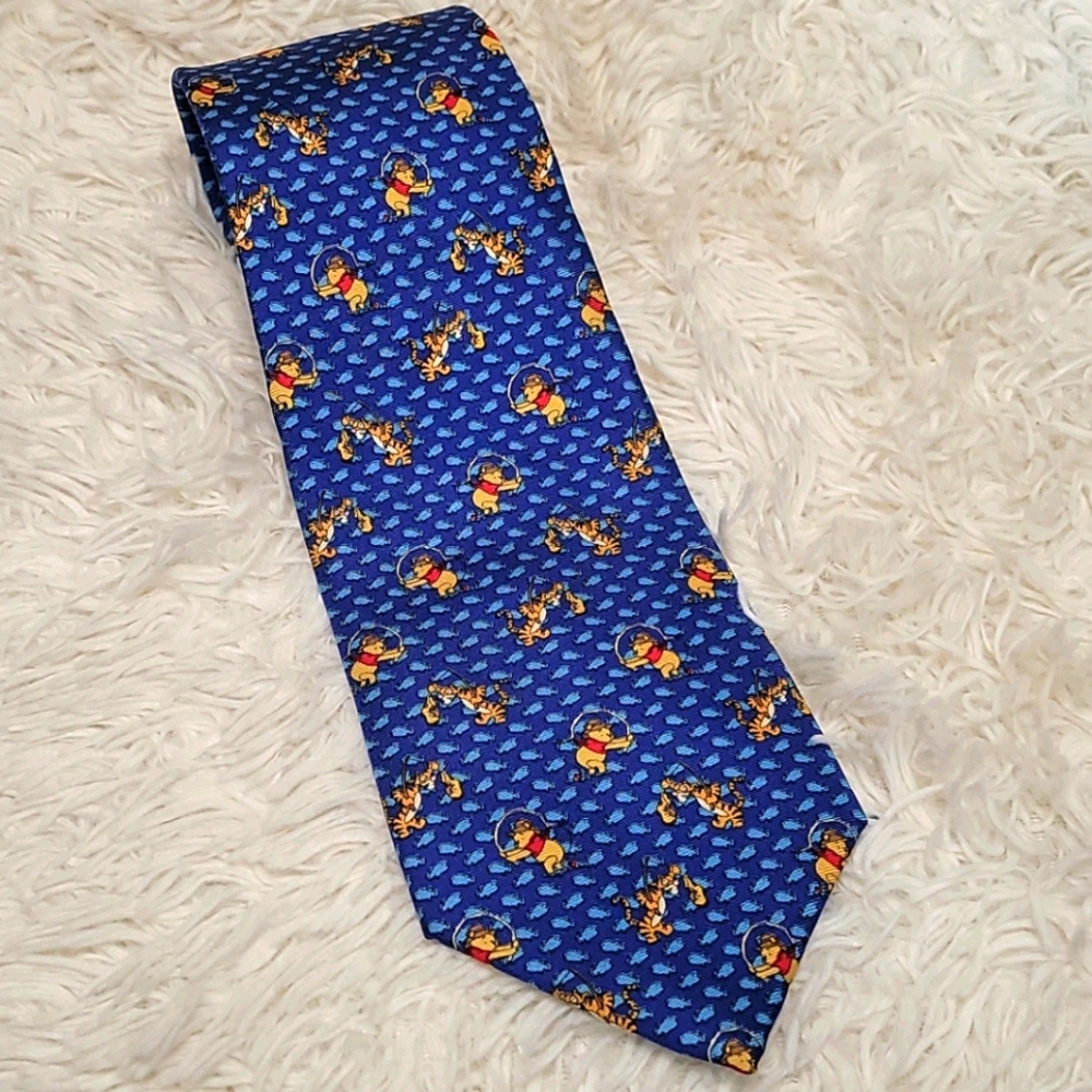 Tie Rack Disney Winnie the Pooh & Tiger Fishing